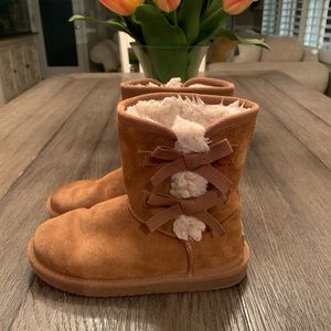 Koolaburra by UGG boots